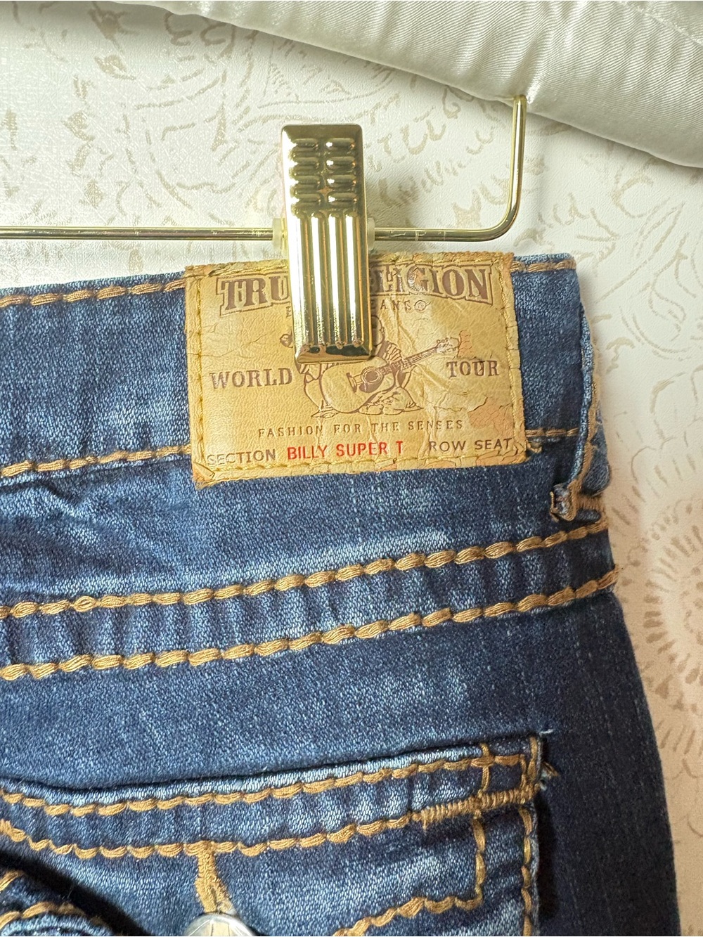Y2K True Religion low rise “ Billy T” jeans - Picture 5 of 5